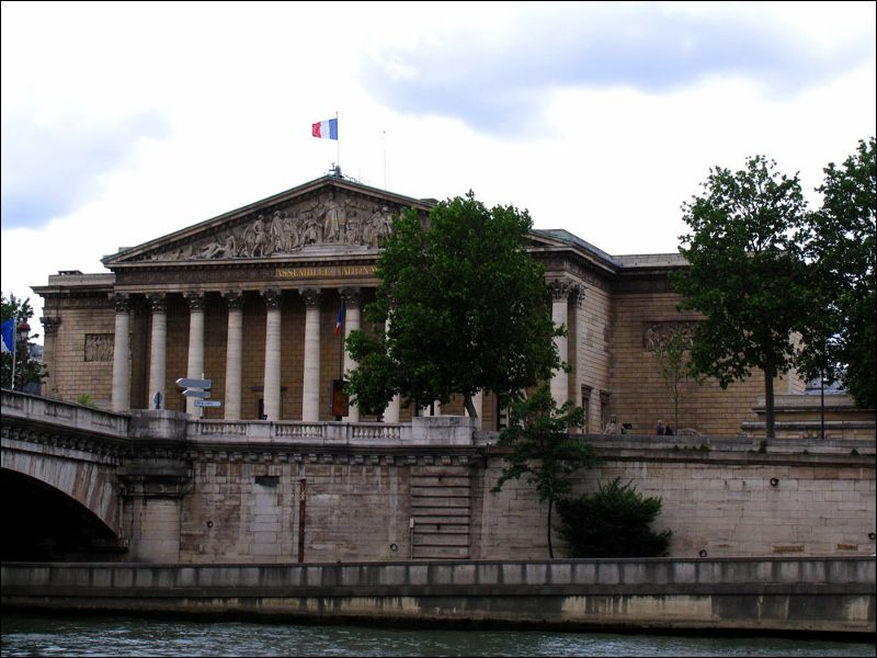 gal/holiday/France 2007 - Paris under Clouds/Assemblee_Nationale_from_Seine_IMG_4891.jpg